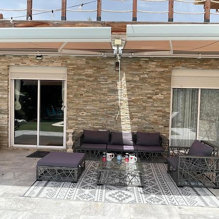 Habitacion Con Bano Privado Frente A La Piscina, Maximo 2 Personas, No Es La Casa Completa San Vicente Raspeig Exterior foto