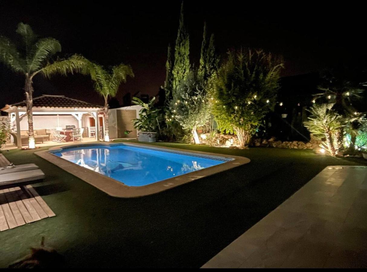 Habitacion Con Bano Privado Frente A La Piscina, Maximo 2 Personas, No Es La Casa Completa San Vicente Raspeig Exterior foto