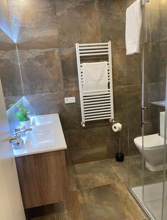 Habitacion Con Bano Privado Frente A La Piscina, Maximo 2 Personas, No Es La Casa Completa San Vicente Raspeig Exterior foto