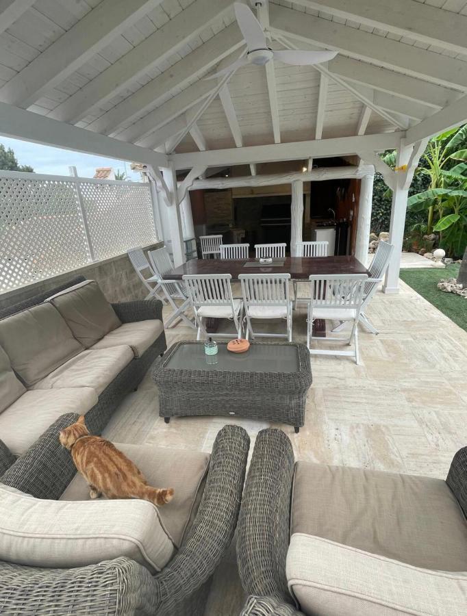 Habitacion Con Bano Privado Frente A La Piscina, Maximo 2 Personas, No Es La Casa Completa San Vicente Raspeig Exterior foto